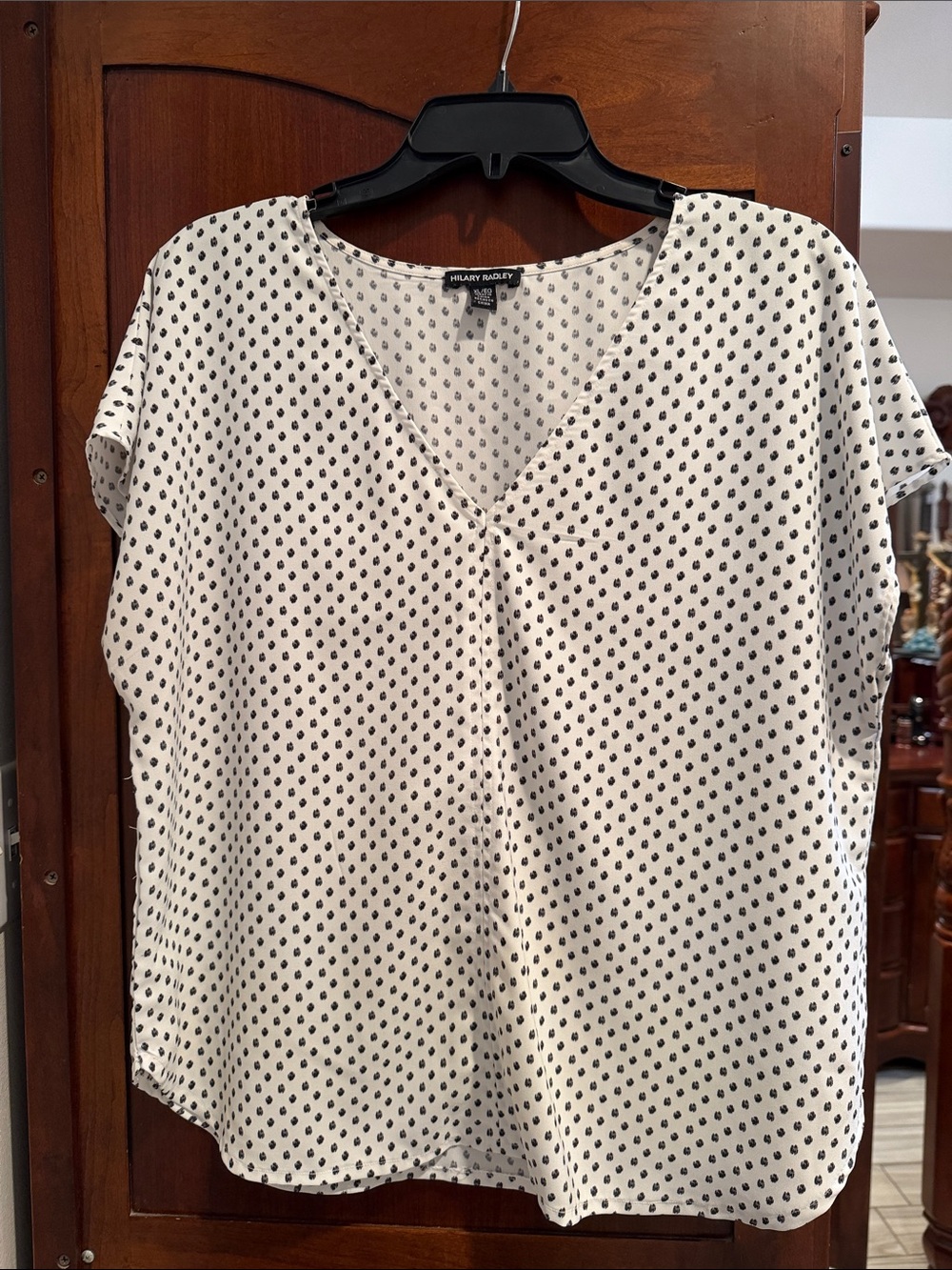 Pleione Cream V-Neck Dot Print Blouse